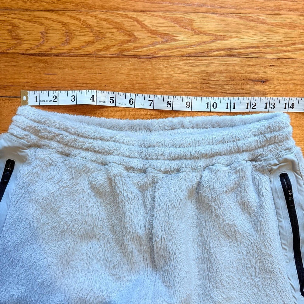 PALACE SKATEBOARDS Polartec High Loft Bottoms in Grey Fuzzy Jogger Pants - Picture 6 of 7